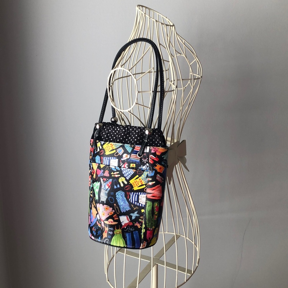 Sydney Love Bucket Bag 💃🏽💄